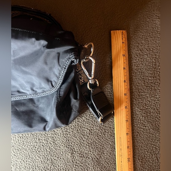 The Sak Black Nylon Crossbody Belt Bag Adjustable Strap Multi-Pocket - Picture 8 of 10